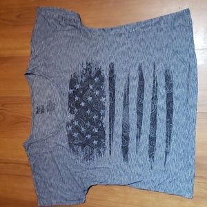EUC "Made In USA" gray glitter flag short sleeve t-shirt